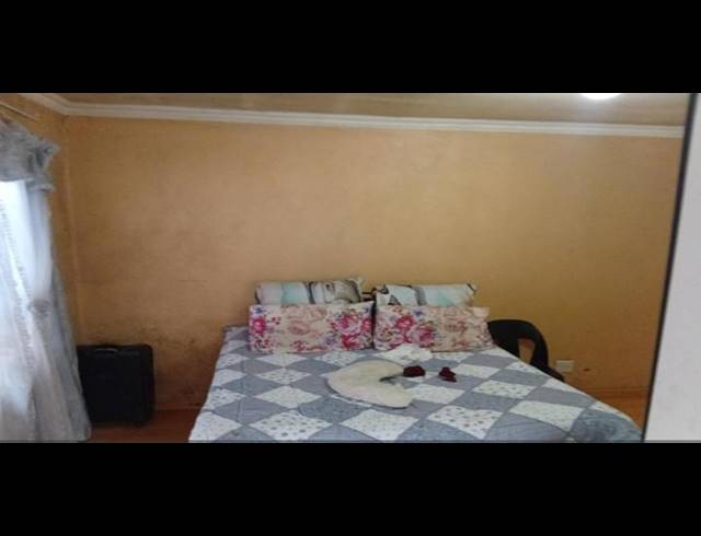 3 BEDROOM HOUSE FOR SALE IN RONDEBULT